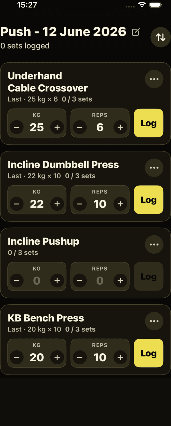Logging a workout in Setkord with weight and reps steppers